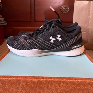 UA CHARGED Assent training shoe size 8